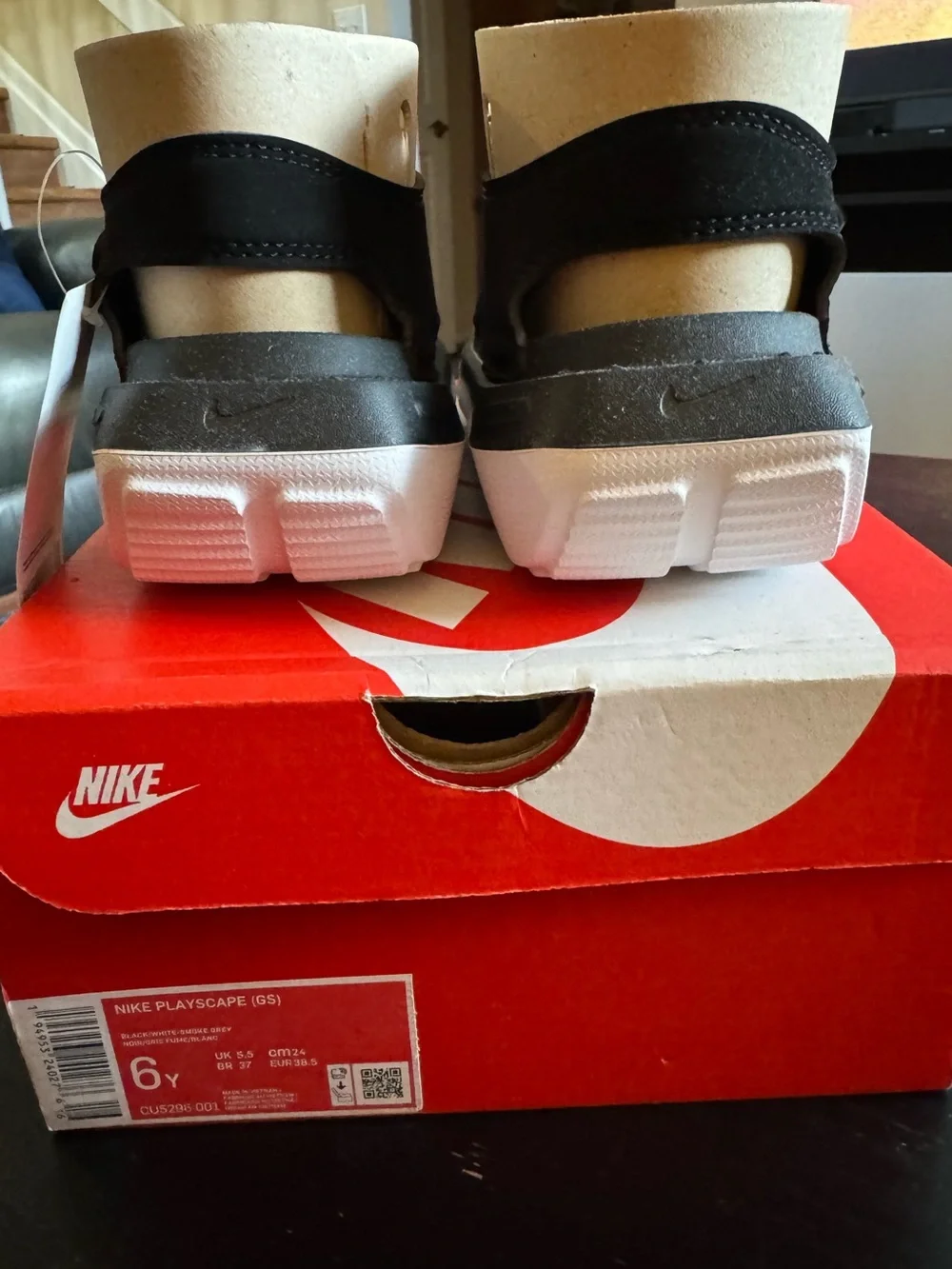 Nike Playscape Sandal (GS) Size 6Youth/7.5Women’s. Brand New.